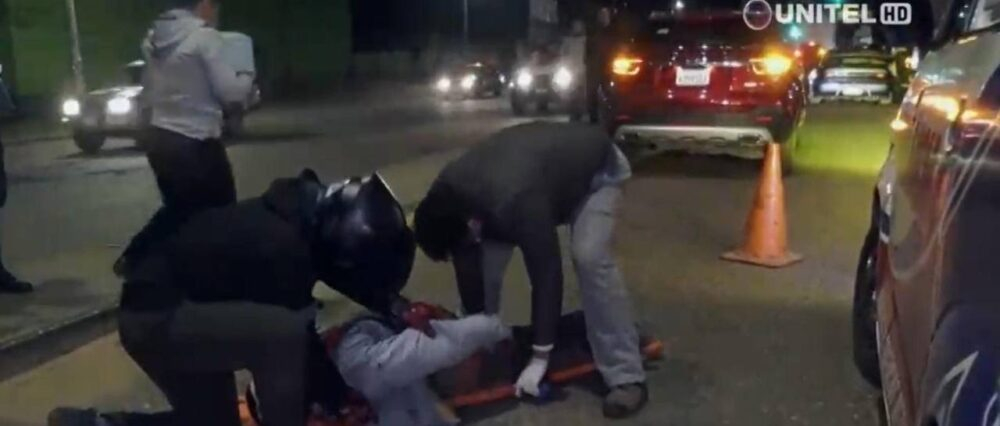 Un hombre de la tercera edad que vive en situación de calle es arrollado en Santa Cruz