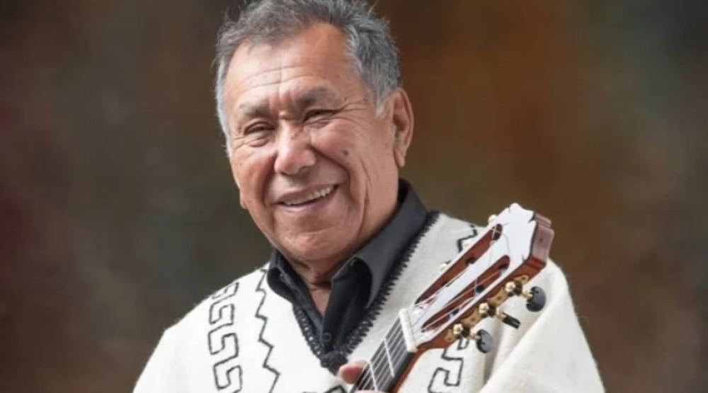 Tributo a Gonzalo Hermosa: se retira tras más de medio siglo de música con Los Kjarkas