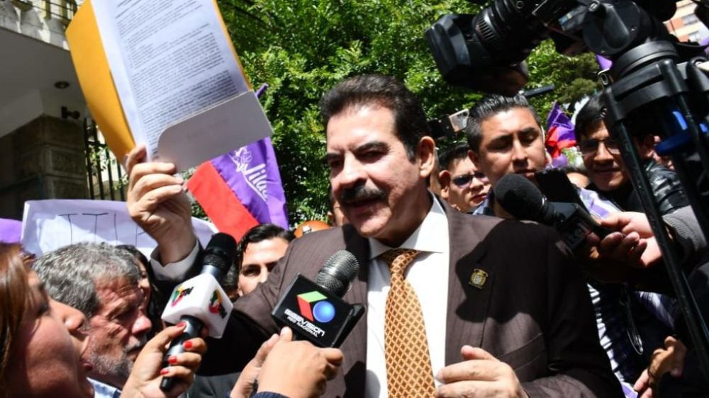 Manfred convoca a candidatos a una “reunión urgente” para responder a los bloqueos evistas