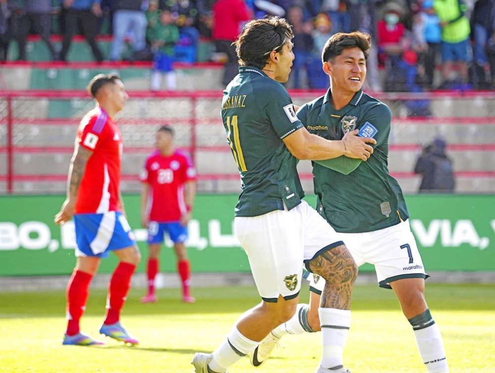 Bolivia ganó a Chile y mantiene intactas sus chances de jugar el repechaje al Mundial
