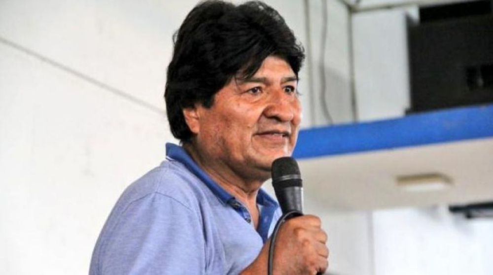 Evo llama a las FFAA a “no prestarse a decisiones políticas” y culpa al Gobierno por la crisis
