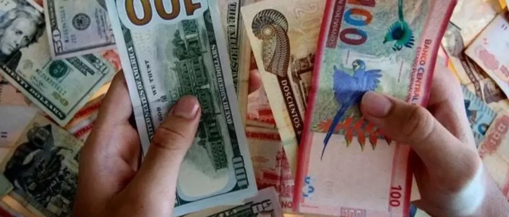 El dólar paralelo alcanzó un nuevo pico en Bolivia, superó los Bs 16 por unidad