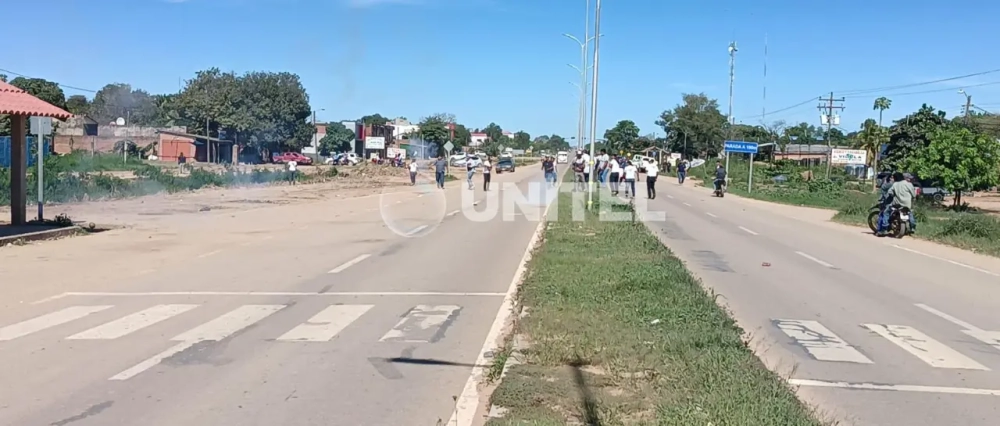 Grupo que rechaza presencia de Andrónico se enfrenta con sus seguidores en San Julián