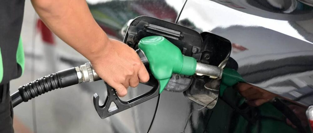 Hay más de 71 empresas registradas para importar combustible, según el Gobierno