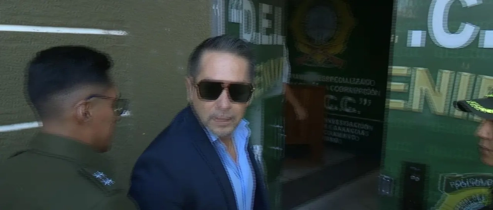 Mario Cronenbold llega a la Delcc a brindar su declaración infomativa por el caso ‘Tuta’